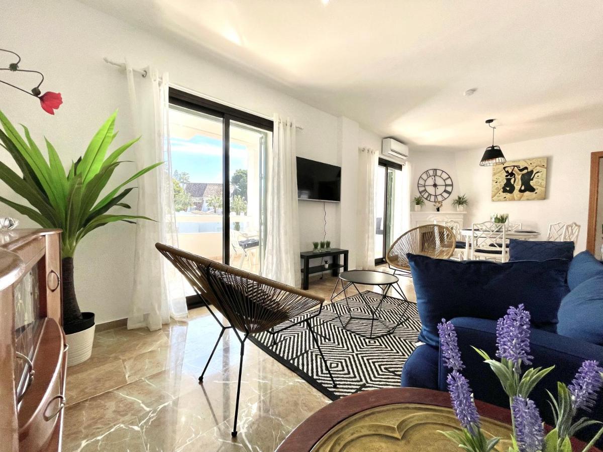 Riviera By The Beach 2 Bedroom Apartment Sitio de Calahonda Exterior foto