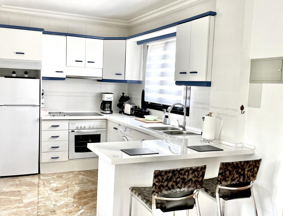 Riviera By The Beach 2 Bedroom Apartment Sitio de Calahonda Exterior foto