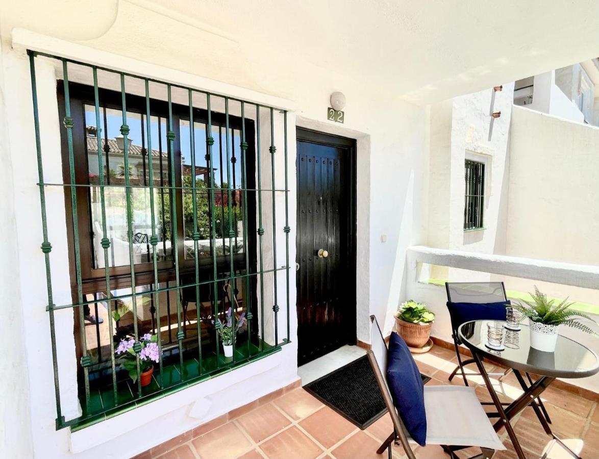 Riviera By The Beach 2 Bedroom Apartment Sitio de Calahonda Exterior foto