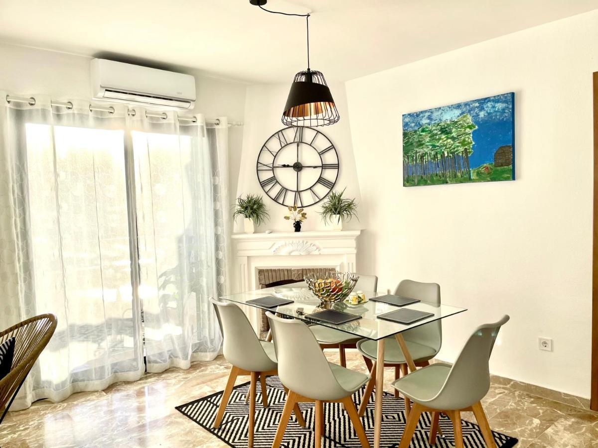 Riviera By The Beach 2 Bedroom Apartment Sitio de Calahonda Exterior foto